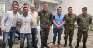 25 jóvenes granadinos víctimas de la violencia recibieron su libreta militar