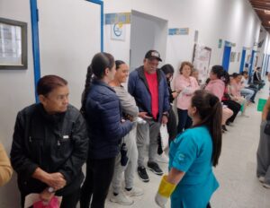 La gerencia del Hospital Padre Clemente Giraldo sigue trabajando para reducir las largas filas en la entrega de medicamentos.